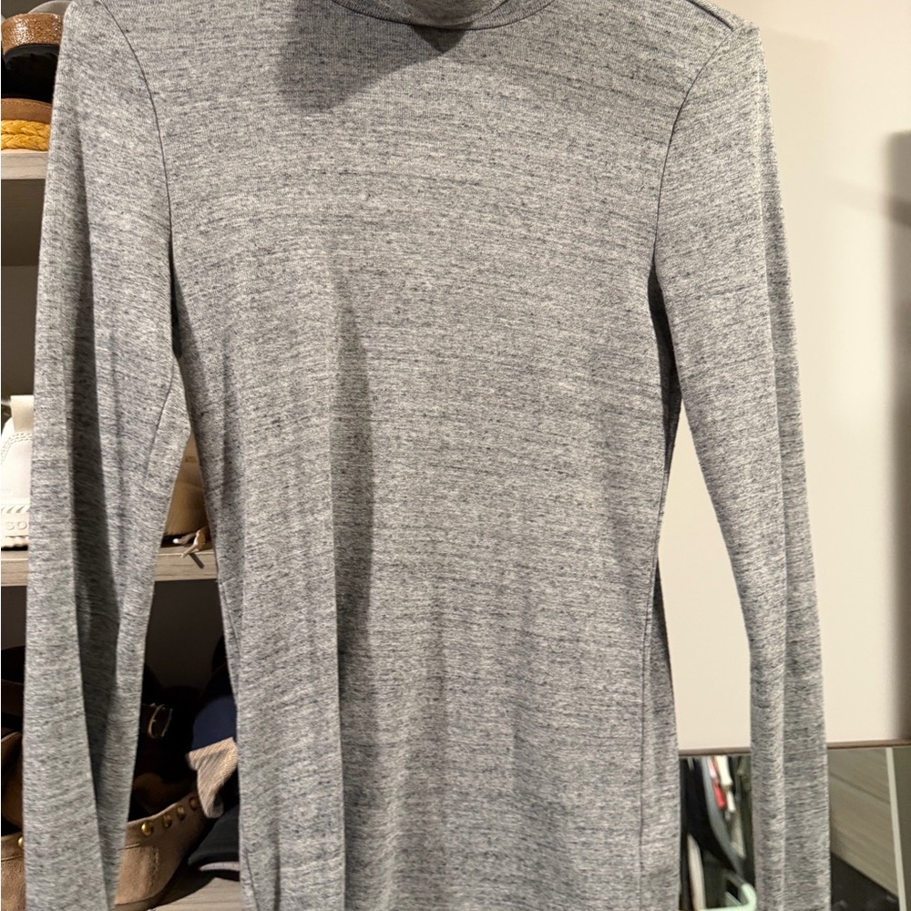 Splendid Turtleneck sweater